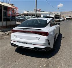 كيا K5